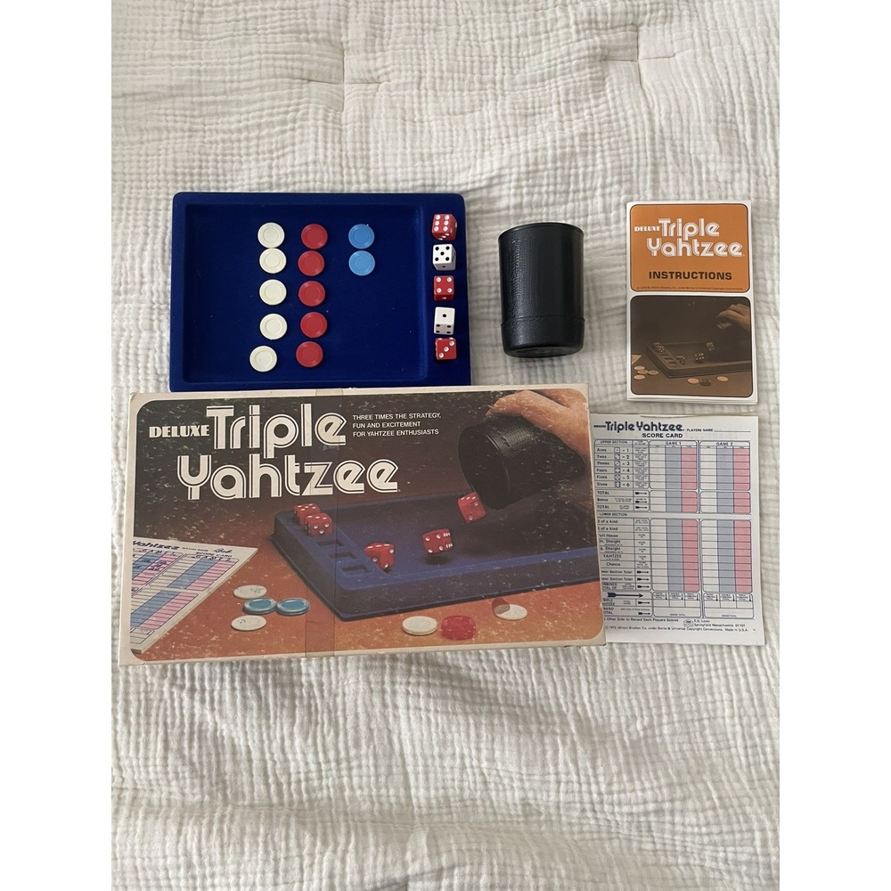 Vintage 1978 Deluxe Triple Yahtzee Dice Game missing 3 blue chips 2 red dice
